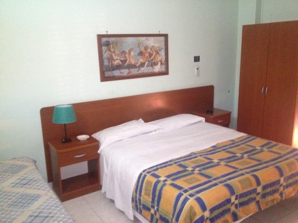 Albergo Gea ปอนเตกัญญาโน ห้อง รูปภาพ